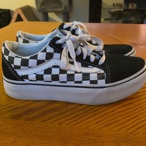 Platform checkered Vans